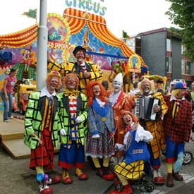 De Clowns streetparade voor elk evenement!